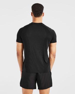 Attain Seamless T-Shirt Black: The Ultimate Performance Essential