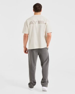 Blur Oversized T-Shirt - Off White: The Ultimate Comfort Staple