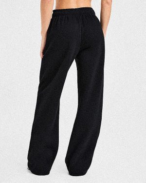 Classic Plush Oversized Straight Leg Joggers - Black