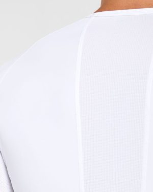Performance White Compression Long Sleeve T-Shirt for Elite Training