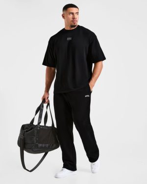 Doberman Strength Oversized T-Shirt: Ultimate Comfort & Bold Style