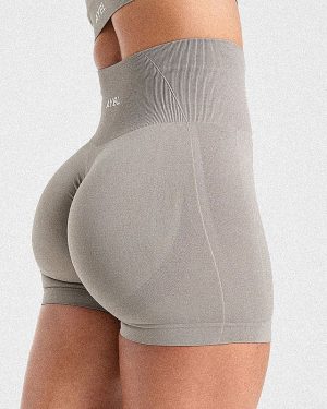 Empower Seamless Shorts - Taupe: The Ultimate Performance Wear