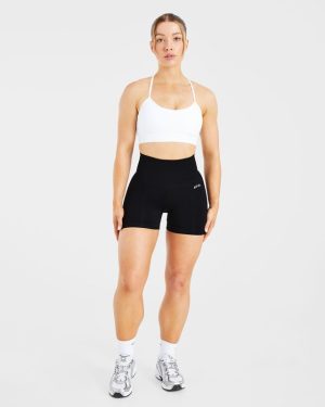 Empower Seamless Sports Bra - White: Ultimate Comfort & Performance