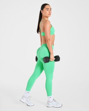 Enhance Seamless Leggings - Mint Green: The Ultimate Compression Fit