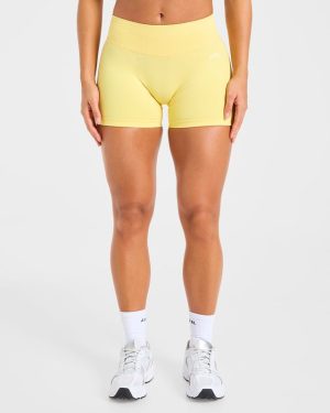 Enhance Seamless Shorts | 3.5