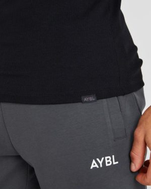 Essential Ribbed Tank - Black: The Ultimate Gym Companion