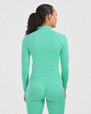 Adapt Seamless Jacket - Spring Mint: The Ultimate Sculpting Layer