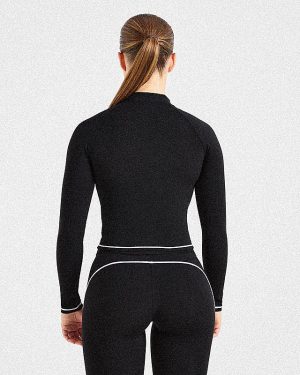 Form Zip Up Jacket - Black: The Ultimate Sculpting Athleisure Essential