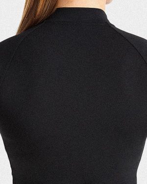 Form Zip Up Jacket - Black: The Ultimate Sculpting Athleisure Essential