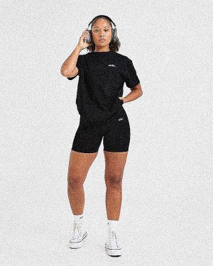 Lift Graphic Oversized T Shirt - Black: The Ultimate Comfort & Style Statement