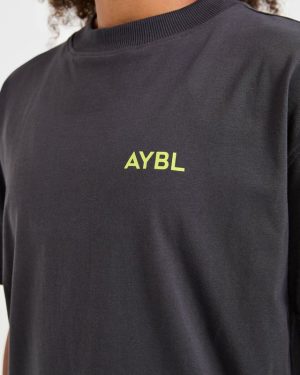 Lift Graphic Oversized T-Shirt: The Ultimate Charcoal/Lime Blend for Comfort and Style