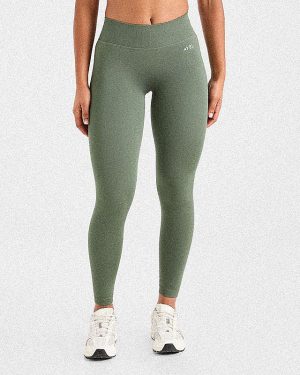 Adapt Seamless Leggings - Green: The Ultimate Fit for Performance and Style
