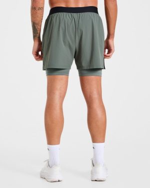 Signature 2-in-1 Shorts Deep Olive: The Ultimate Training Companion
