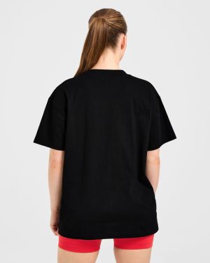 Sports Club Gothic Oversized T-Shirt: The Ultimate Blend of Comfort and Edge