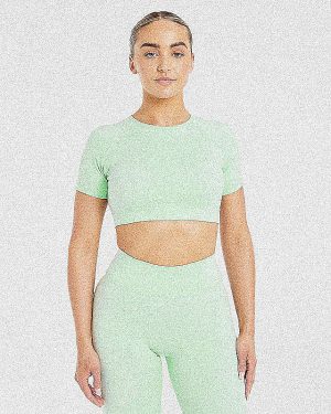 Staple Crop Top - Mint Green: The Ultimate Sculpting Activewear