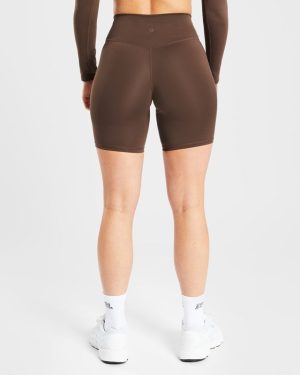 Staple Cycling Shorts - Brown: The Ultimate Sculpting Workout Essential