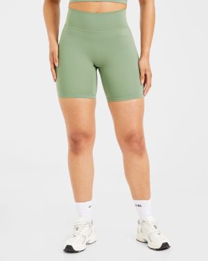 Staple Cycling Shorts - Olive Green: The Ultimate Sculpting Performance Wear