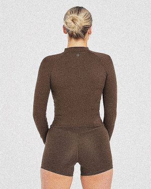 Staple Longline Zip Jacket - Brown: The Ultimate Sculpting Activewear Essential