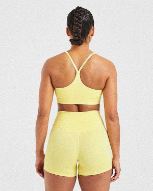 Staple Sports Bra - Pastel Lemon: Ultimate Comfort & Support