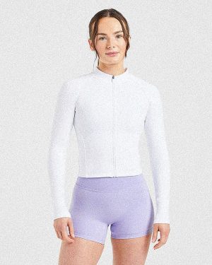 Staple Zip Jacket - White: The Ultimate Sculpting Activewear Essential