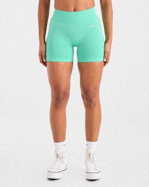 Adapt Seamless Shorts 4.5" Spring Mint | Ultimate Glute Definition