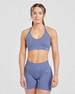 Adapt Seamless Sports Bra - Iris Blue: The Ultimate Medium-Support Activewear Solution