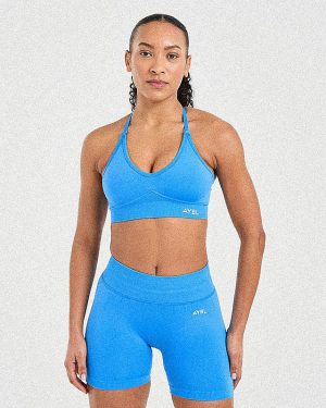 Adapt Seamless Sports Bra - Spring Cobalt: The Ultimate Medium-Support Activewear Solution