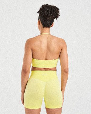 Adapt Seamless Sports Bra - Spring Yellow: The Ultimate Medium-Support Activewear Solution