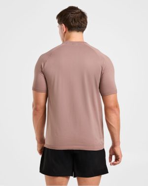 Ascend Seamless T-Shirt - Fawn: The Ultimate Comfort Fit